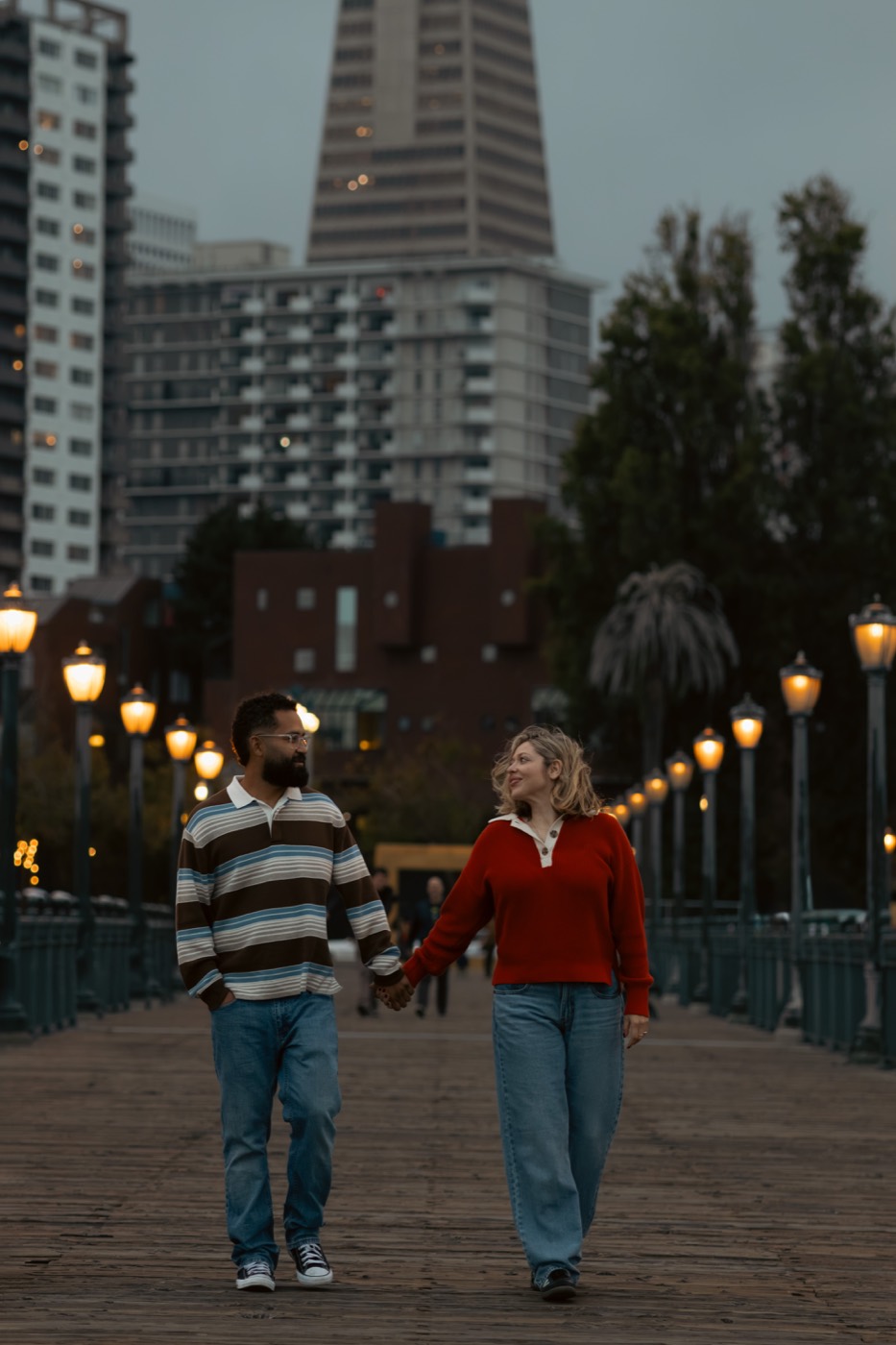 Pier 7 — couples